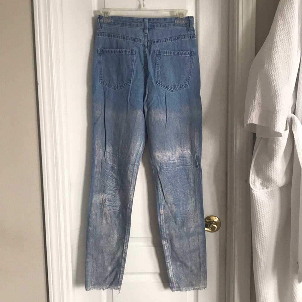 High waisted Ripped Jeans - Picture 2 of 5